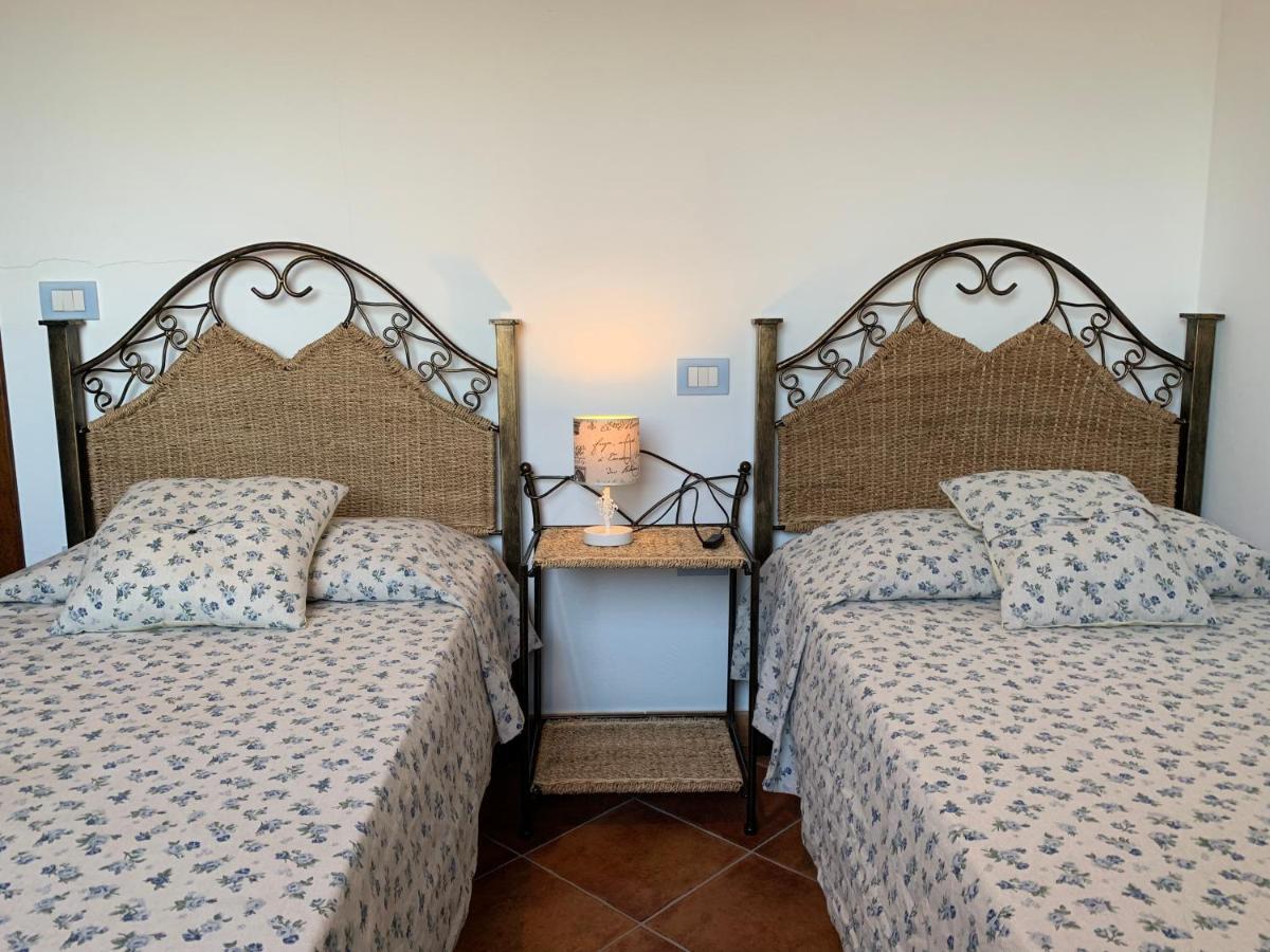 Residenza Il Melograno Villa Budoni Exterior foto