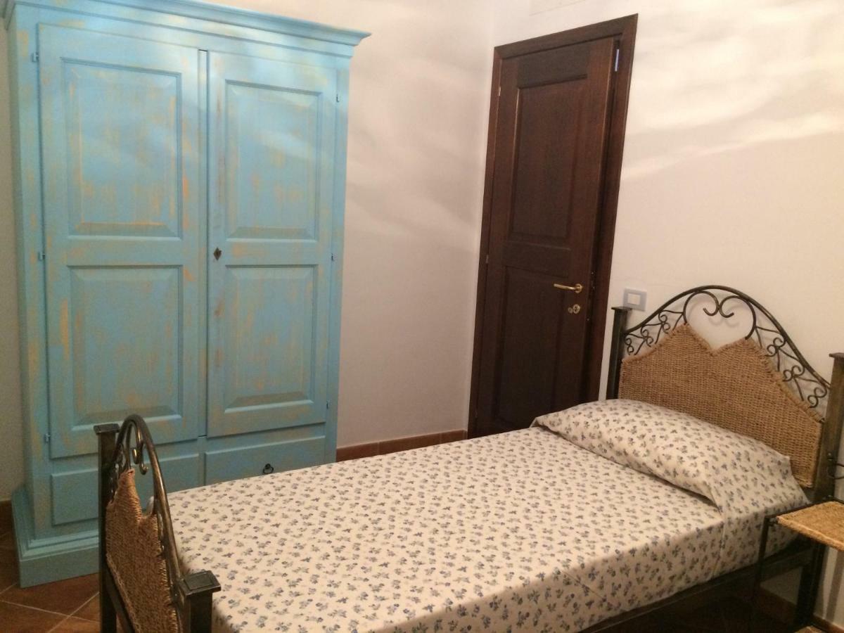 Residenza Il Melograno Villa Budoni Exterior foto