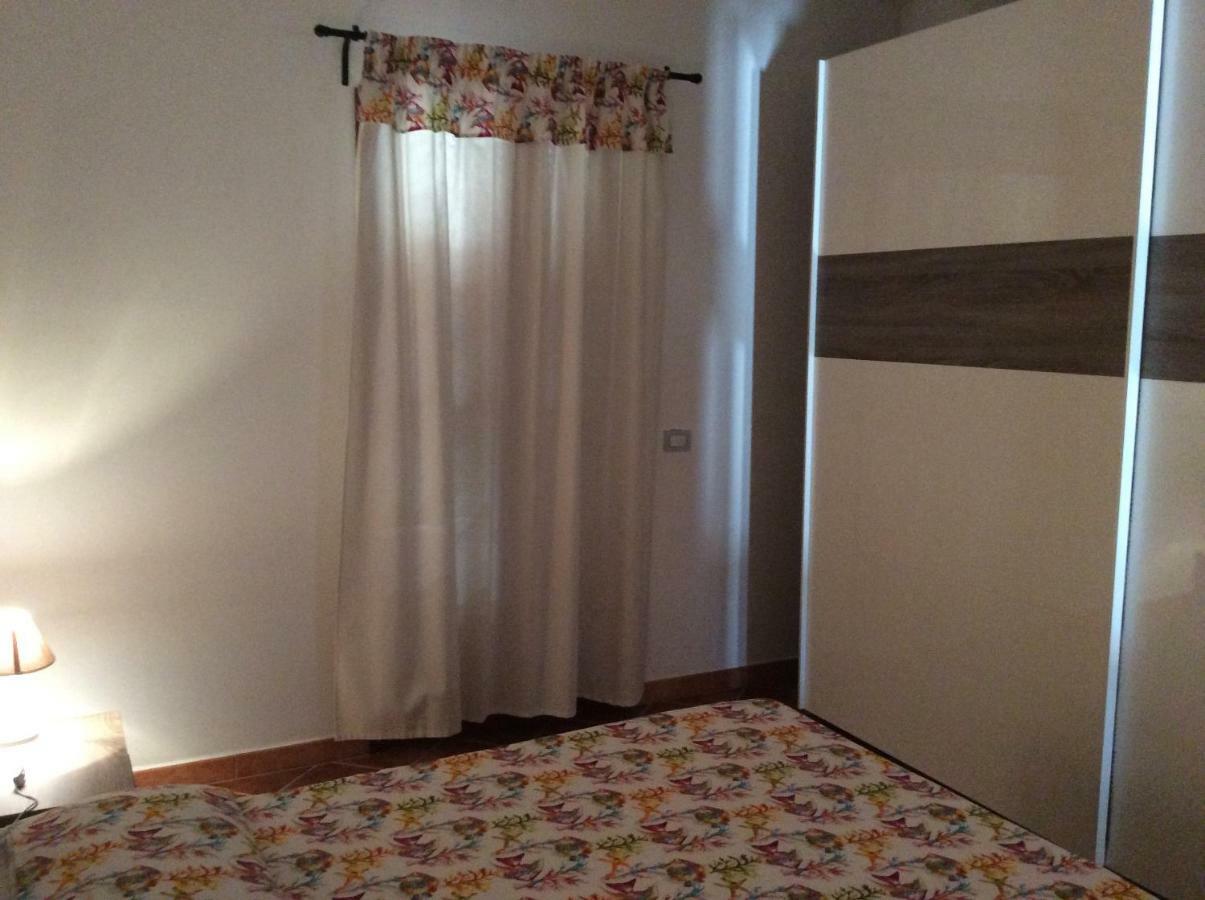 Residenza Il Melograno Villa Budoni Exterior foto
